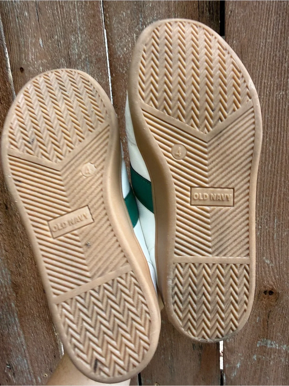 Old Navy Kids White Green Stripe Sneakers Size 4